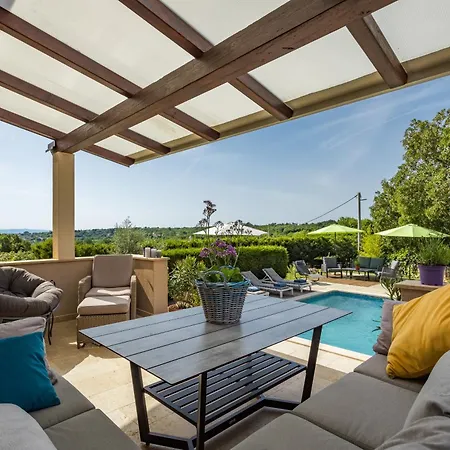 Villa Krase Kids Friendly For 10 Persons Near With Sauna - Fitness & Playground