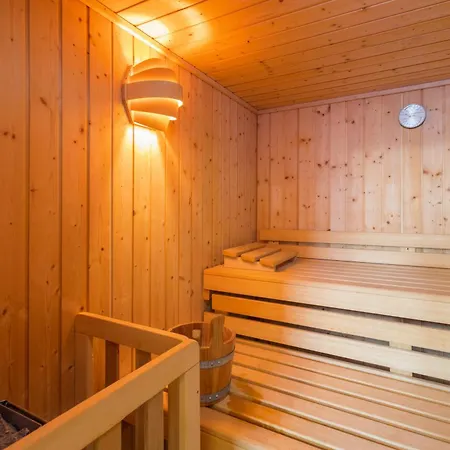 Krase Kids Friendly For 10 Persons In With Sauna - Fitness & Playground וילה *