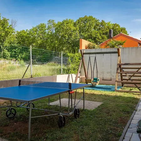Krase Kids Friendly For 10 Persons Near With Sauna - Fitness & Playground Villa